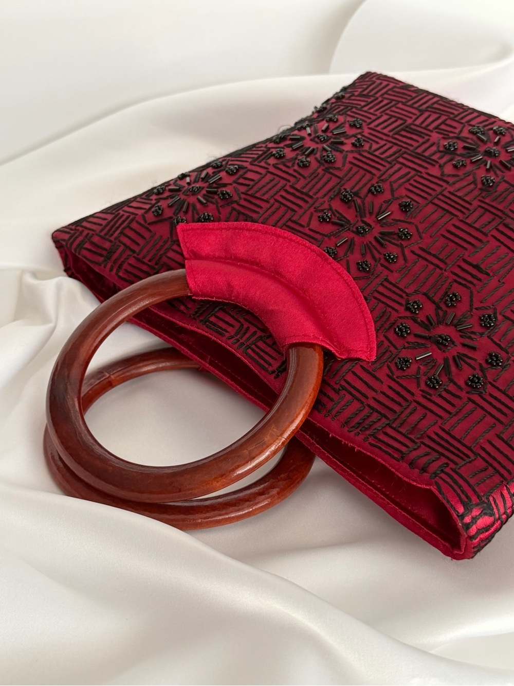 Torba Red Embroidered Satchel Handbag Wooden Ring Handles Floral Beaded Purse - Picture 6 of 8